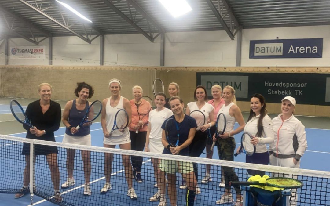 Cardiotennis hver lørdag med Amy